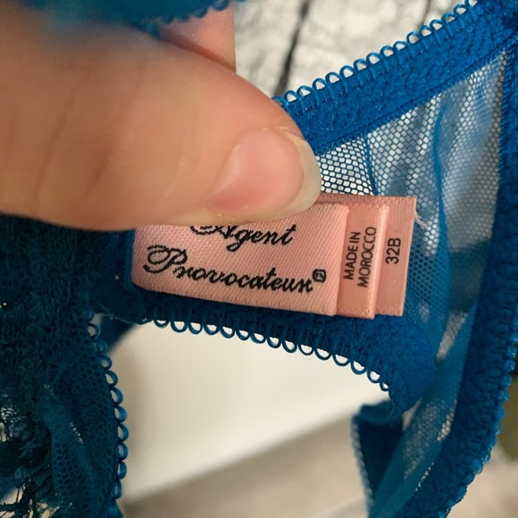 Agent Provocateur Cassia lace keyhole bra 32B - Picture 5 of 8